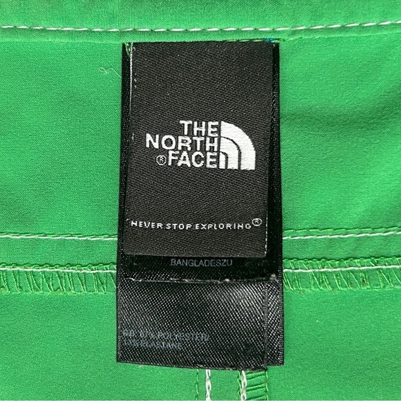THE NORTH FACE Green Womens Board Shorts sz 10 Hook & Loop Fly Pockets Stretchy - Picture 11 of 14